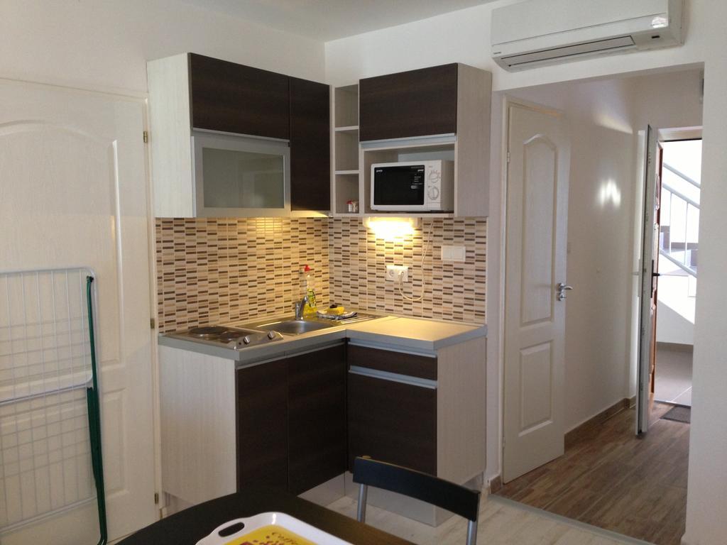 Lovagvar Apartments Gyula Rum bild