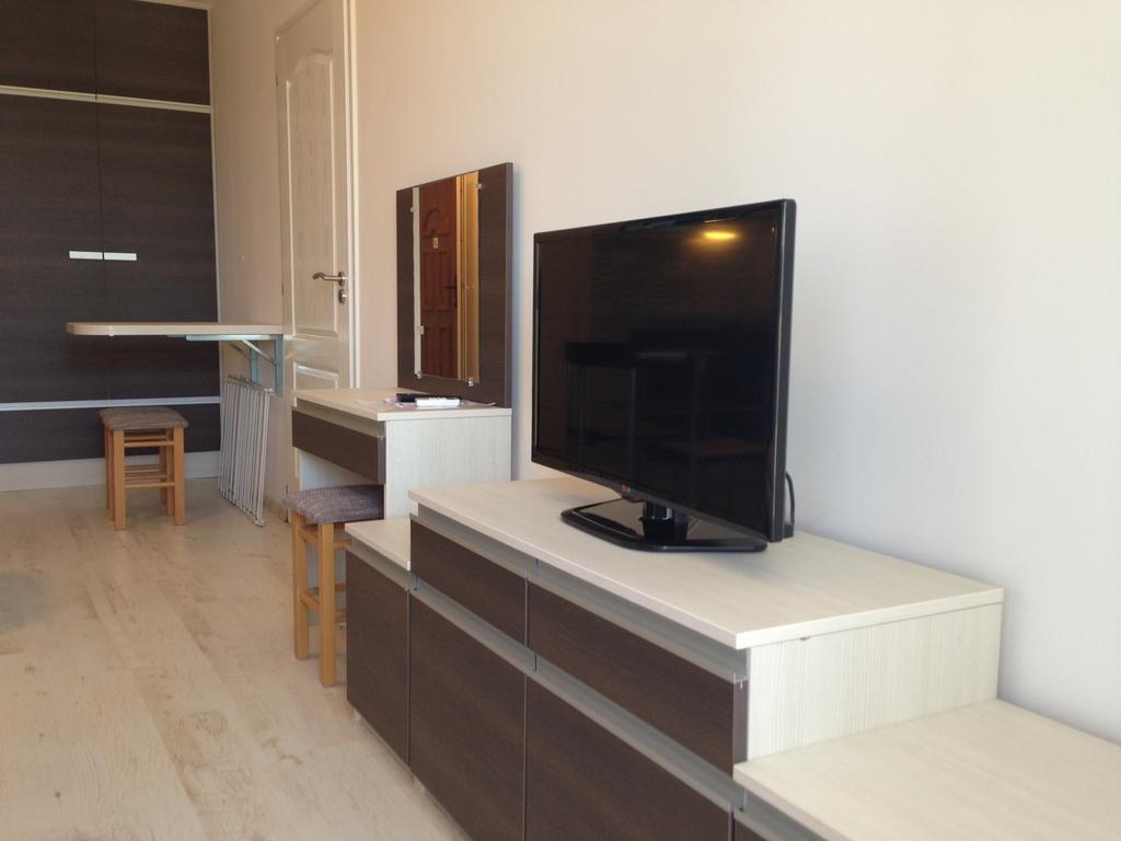 Lovagvar Apartments Gyula Rum bild